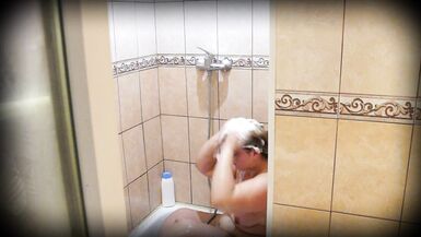 Mature BBW MILF in the shower. Peeping. - 8 image
