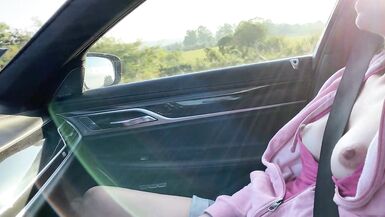 Exhib and sex on the roadway - 4 image