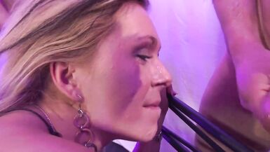 Gang Bang per 2 Milf bisessuali e sexy!!! - 14 image