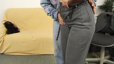 Schwanzgeile MILF zum explodieren gebracht - 3 image