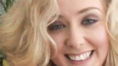 One mysterious guy fucks juicy round asshole