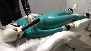An amateur bothers a dominatrix, cum ower neck, life bug - 1 image