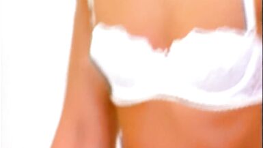 Rothaarige Lynn steckt sich den pinken grossen Dildo in Ihre Haarige Fotze - 11 image