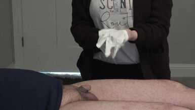 Amateur Ehefrau Handjob Hubby Cuck Keuschheit Release Gummihandschuhe | 3 Tage No Cum Ehemann - 2 image
