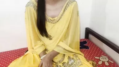 Cheating Indian Bhabhi Gets her Big Ass Fucked By Devar Indian Village Desi Bhabhi Ki Devar ke Sath Mast Desi Chudai xxx