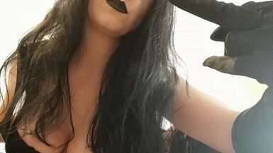 I humiliate you on the phone - PadronaDominatrix - Pov - 1 image