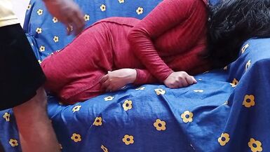 Soteli Maa Ko Need Ki Dava Dekar Jarbadast Choda