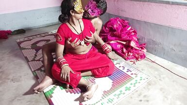 Desi Fuck My Newley Married When Her Husband Resting On Her Honeymoon - 3 image