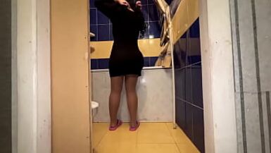 Mom showed boobs before anal sex in big ass - 1 image