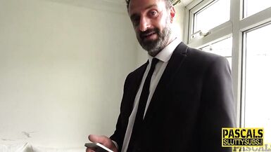 Dito di culo fetish milf viene dominato - 2 image