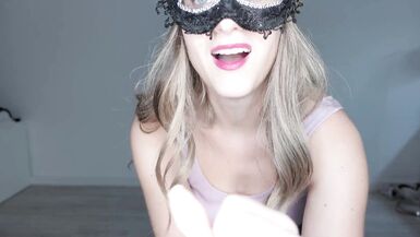 handjob from step-mom - 7 image