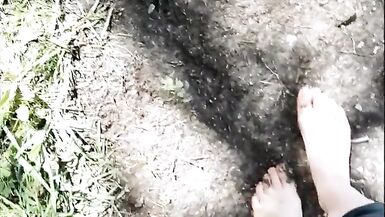 hiking barefoot in the mud, getting very dirty feet, feet fetish only ! - 11 image