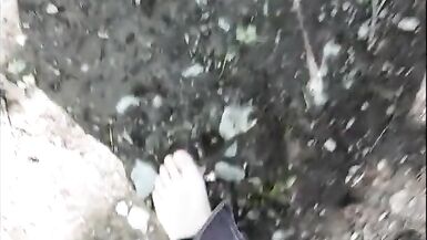 hiking barefoot in the mud, getting very dirty feet, feet fetish only ! - 3 image
