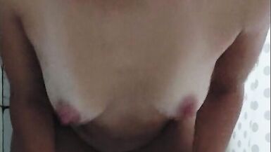 Sorprendo a mi madrastra en la ducha y follamos en silencio | Morocha Argentina MILF - 10 image