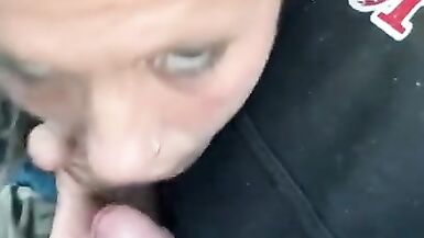 Ateşli milf oral seks yapar ve büyük yükü yutar - 9 image