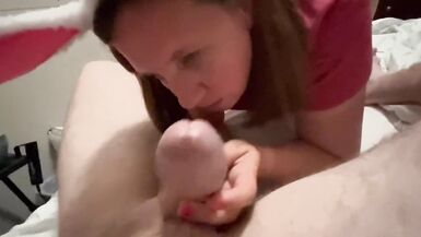 Pawg Milf wife sucking my dick for Easter - 5 image