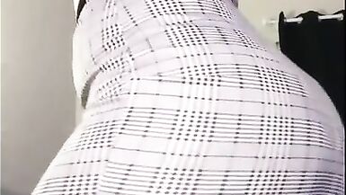 sexy milfs cute asshole revealed