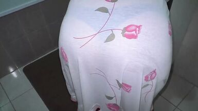 I touched a mature MILF and she wanted anal sex