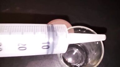 Sperma am Glory Hole von Fremden für schlampige Sekunden zu Hause aufheben - 5 image