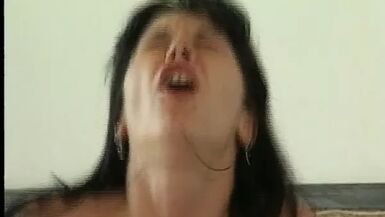 Classic Notgeile milf nach der Party abgeschleppt und es Ihr so hard besorgt - 1 image