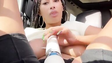 Ebony slut pulls over to squirt out Jeep top - 9 image