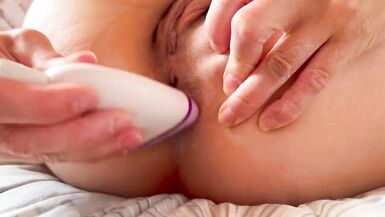 Je rase ma chatte et mon cul pour ce soir ! - 7 image