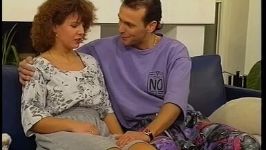 Elle aspire la dernière goutte de son sang.