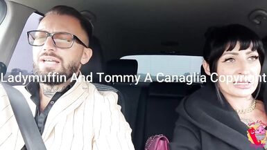 They have sex in the car - 4 image