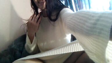 Comfy dress an NO panties but bush. Thickforest. - 5 image