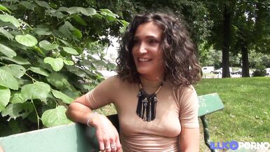 Married oriental Neshka wants to get banged by a big dick - 4 image