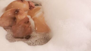 Bubbles and titties... - 12 image