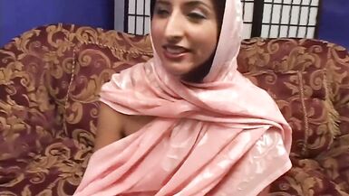 Sharing my Indian wife! Ass fuck extreme! - 2 image
