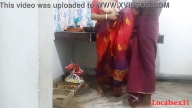 Desi Bengali desi Pueblo Indio Bhabi Cocina Sexo En Saree Rojo ( Official Video By Localsex31) - 9 image