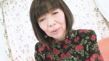 Japanese grandma resists but her grandson dominates her - Mitsuyo Morita - 4 image