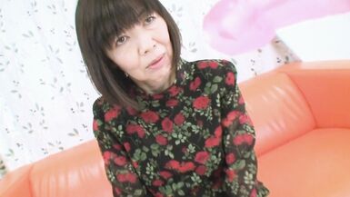 Japanese grandma resists but her grandson dominates her - Mitsuyo Morita - 5 image