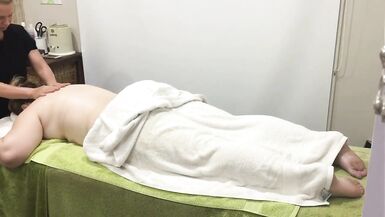 hot pretty bbw getting deep relaxing body massage at spa U010 - 7 image