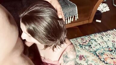 Beautiful Woman in Throat pop training - 12 image