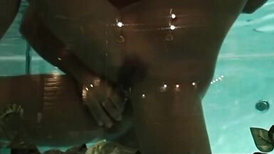 Lydia St Martin fucks in the club's pool - 10 image