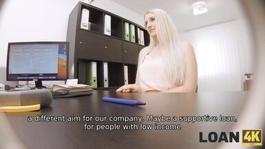 LOAN4K. MILF participe volontiers à une aventure sexuelle avec un créancier pour obtenir de largent