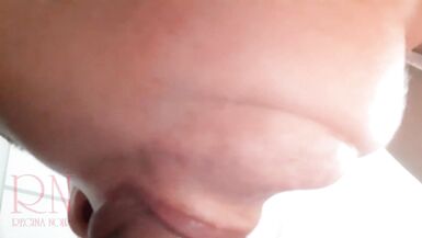 A great pleasure to jerk licks a cock in the morning. I want to suck a dick! I love to give blowjobs - 4 image