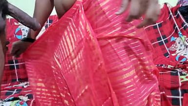 The father-in-law, on the pretext of seeing his daughter-in-law's health, gave her a tremendous fuck Mumbai Ashu - 1 image