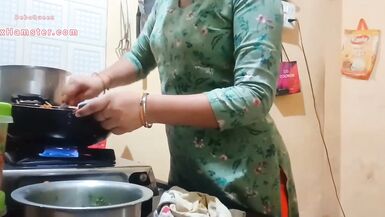 Indian Bhai-Bahan Fuck In Kitchen Clear Hindi Audio