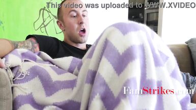 Giving A HJ And BJ To StepBro Without Mom Noticing - Maya Bijou - 8 image