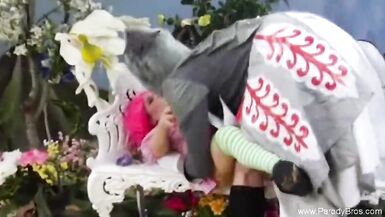 Bizarre Parody Sex With Midget Munchin MILF Moment