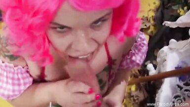 Bizarre Parody Sex With Midget Munchin MILF Moment - 12 image