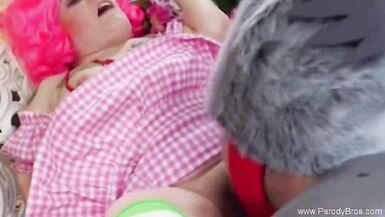 Bizarre Parody Sex With Midget Munchin MILF Moment - 13 image