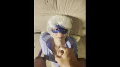 Seksi bir akşam geçiren çift birbirlerinin önünde mastürbasyon yapıyor ve orgazm oluyor - 1 image