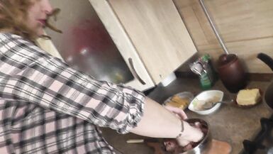 In stockings in high heels no panties and bra sexy mommy MILF Frina continues her nude cooking. Hot and cold minced meat roll on the menu today - 4 image