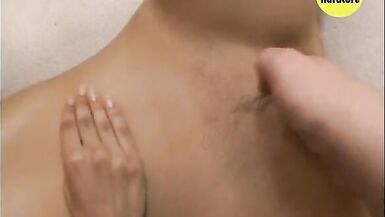 Faux casting pour Milf qui finit par baiser le producteur et le faire jouir sur son visage. - 6 image