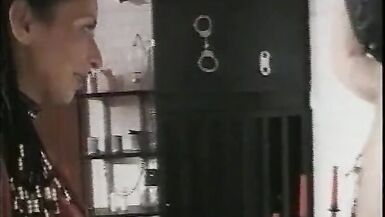 Milf bondage and latex clothes, fuck a man who paid $$$ to fuck his ass - 3 image